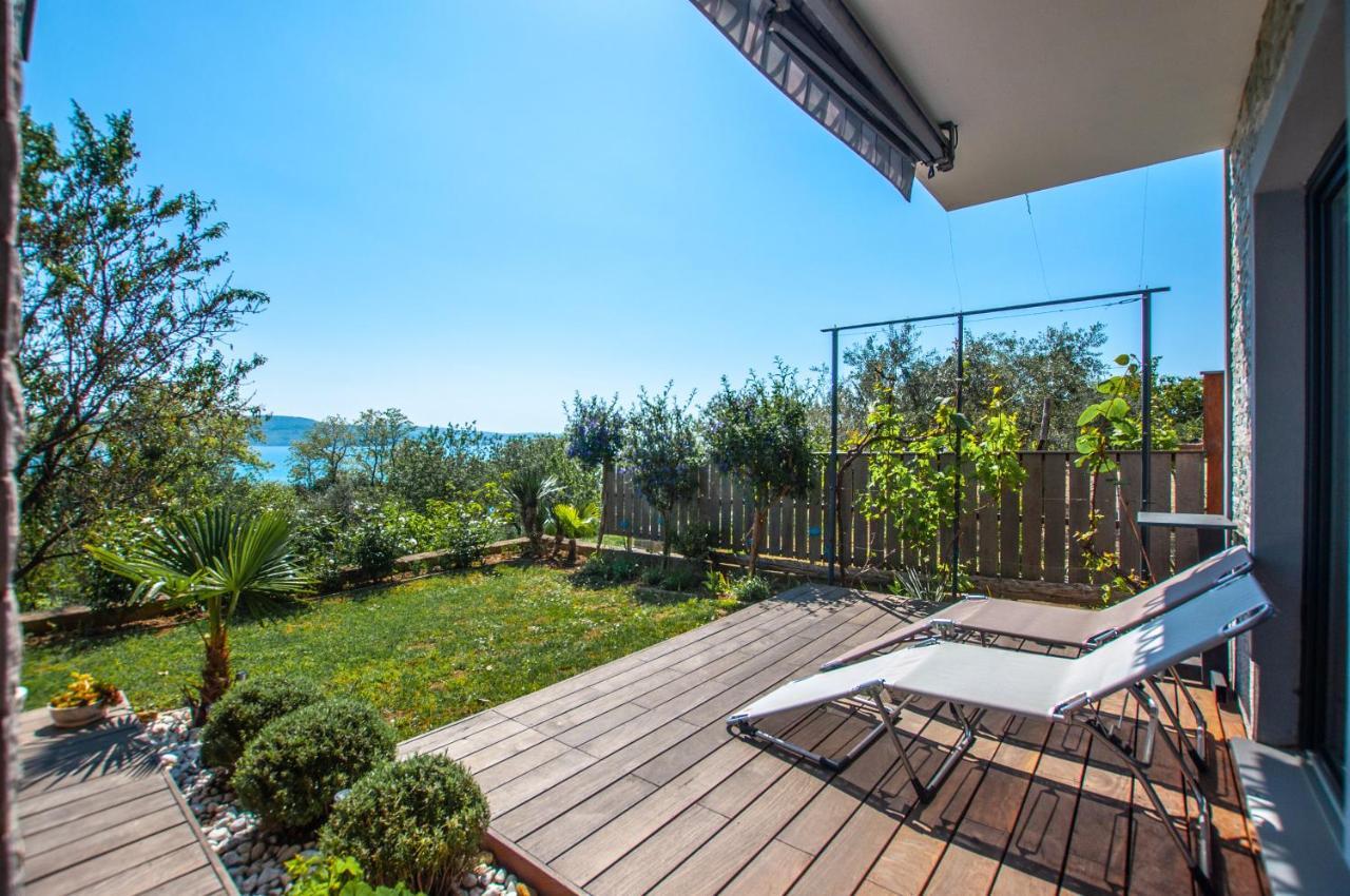 Sea View Apartments Debeli Rtic Ankaran Luaran gambar